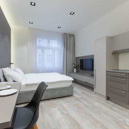 Lampi Aparthotel Prague Luaran gambar