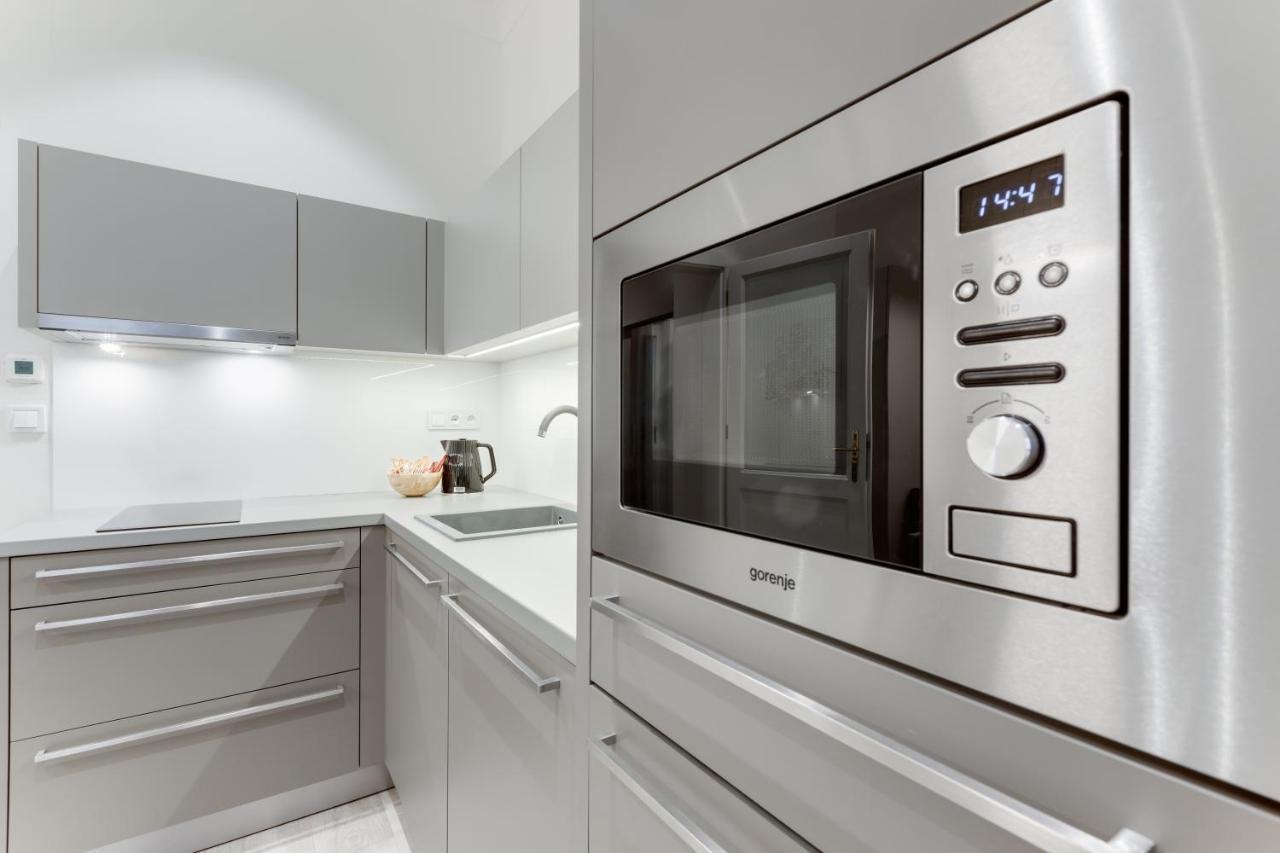 Lampi Aparthotel Prague Luaran gambar