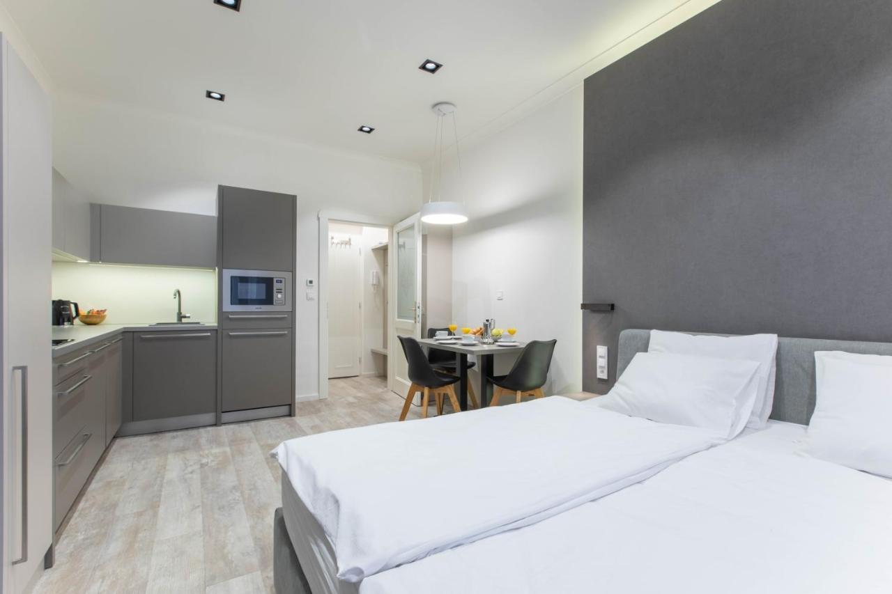Lampi Aparthotel Prague Luaran gambar