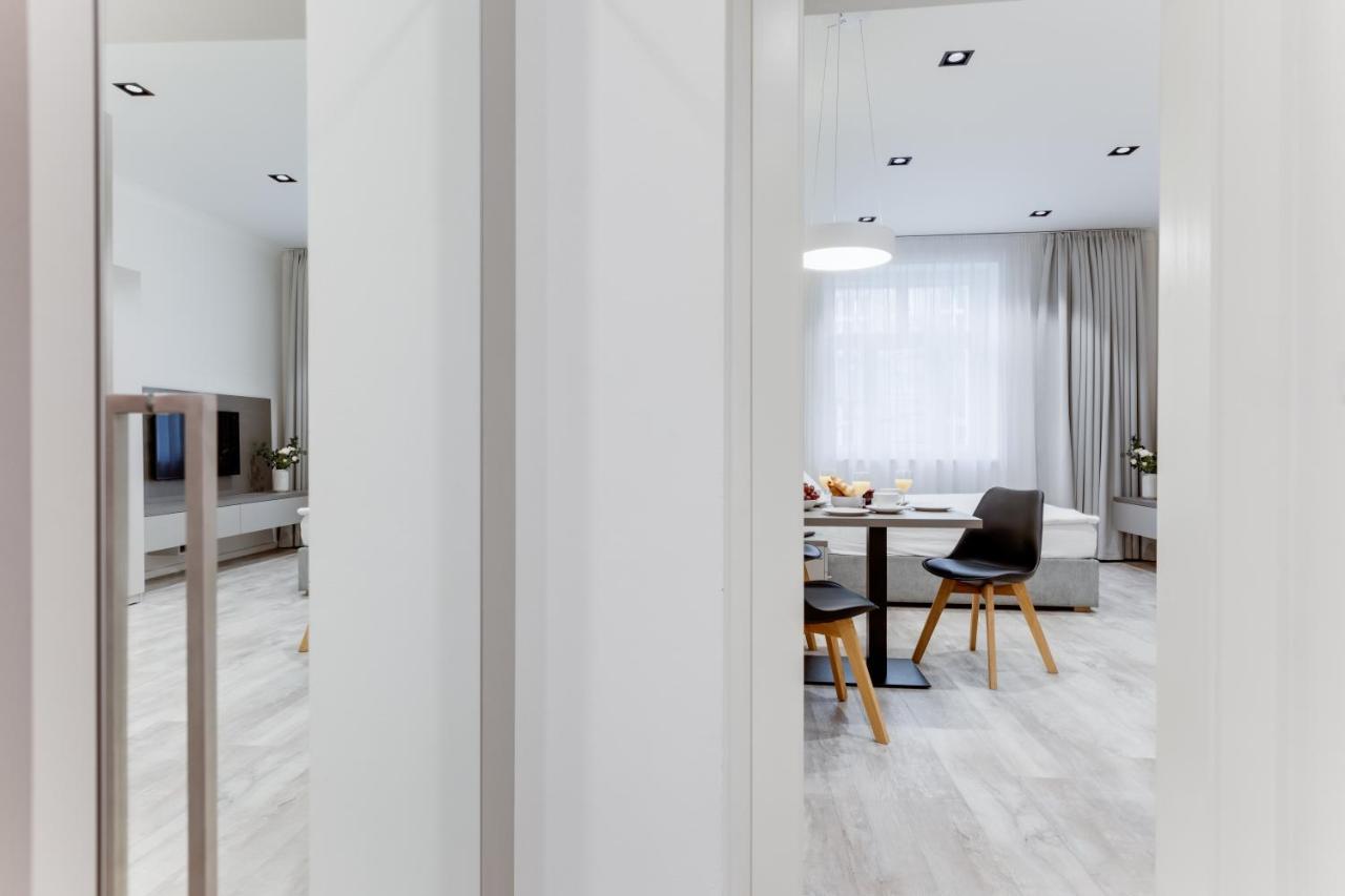 Lampi Aparthotel Prague Luaran gambar