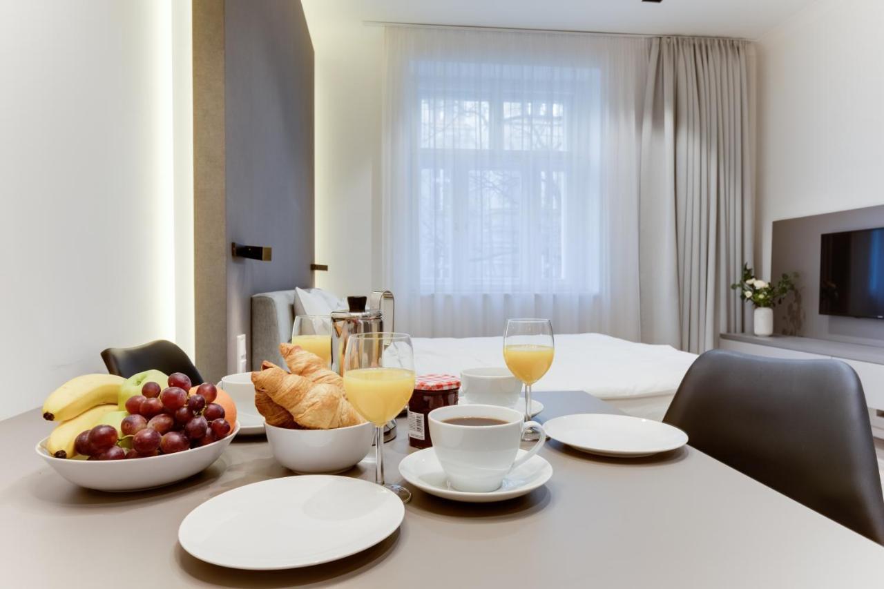 Lampi Aparthotel Prague Luaran gambar