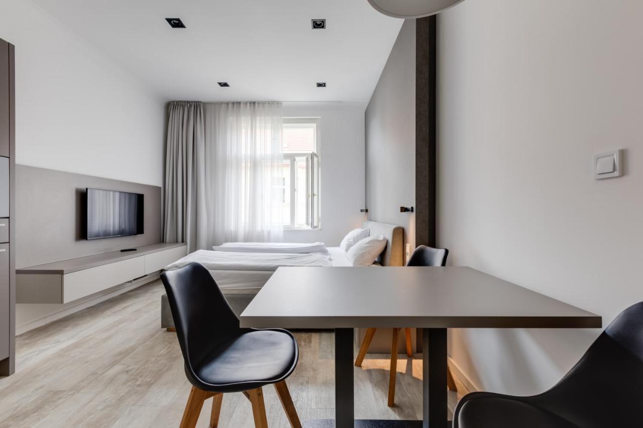 Lampi Aparthotel Prague Luaran gambar